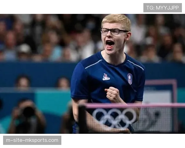 费利克斯勒布伦正反手转换流畅 前三板抢攻意识贯穿整场比赛